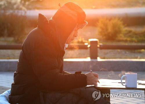 단신하고 있는 황교안 자유한국당 대표(사진=연합뉴스)